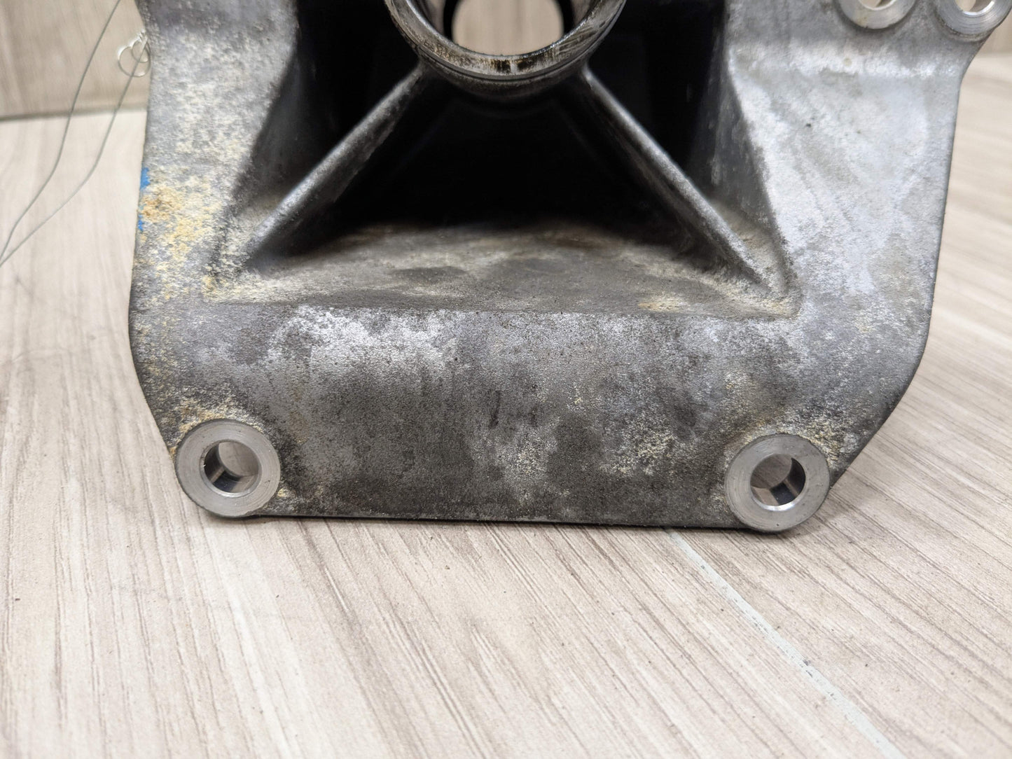 OEM BMW G01 G05 G12 G20 G26 G42 G80 Front Differential Axle Support Bracket