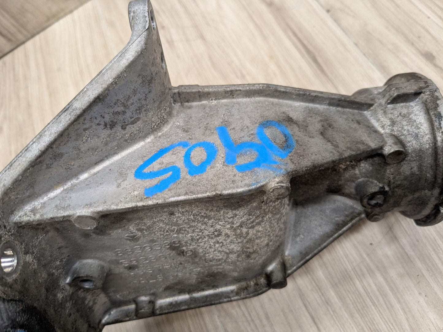 OEM BMW G01 G05 G12 G20 G26 G42 G80 Front Differential Axle Support Bracket