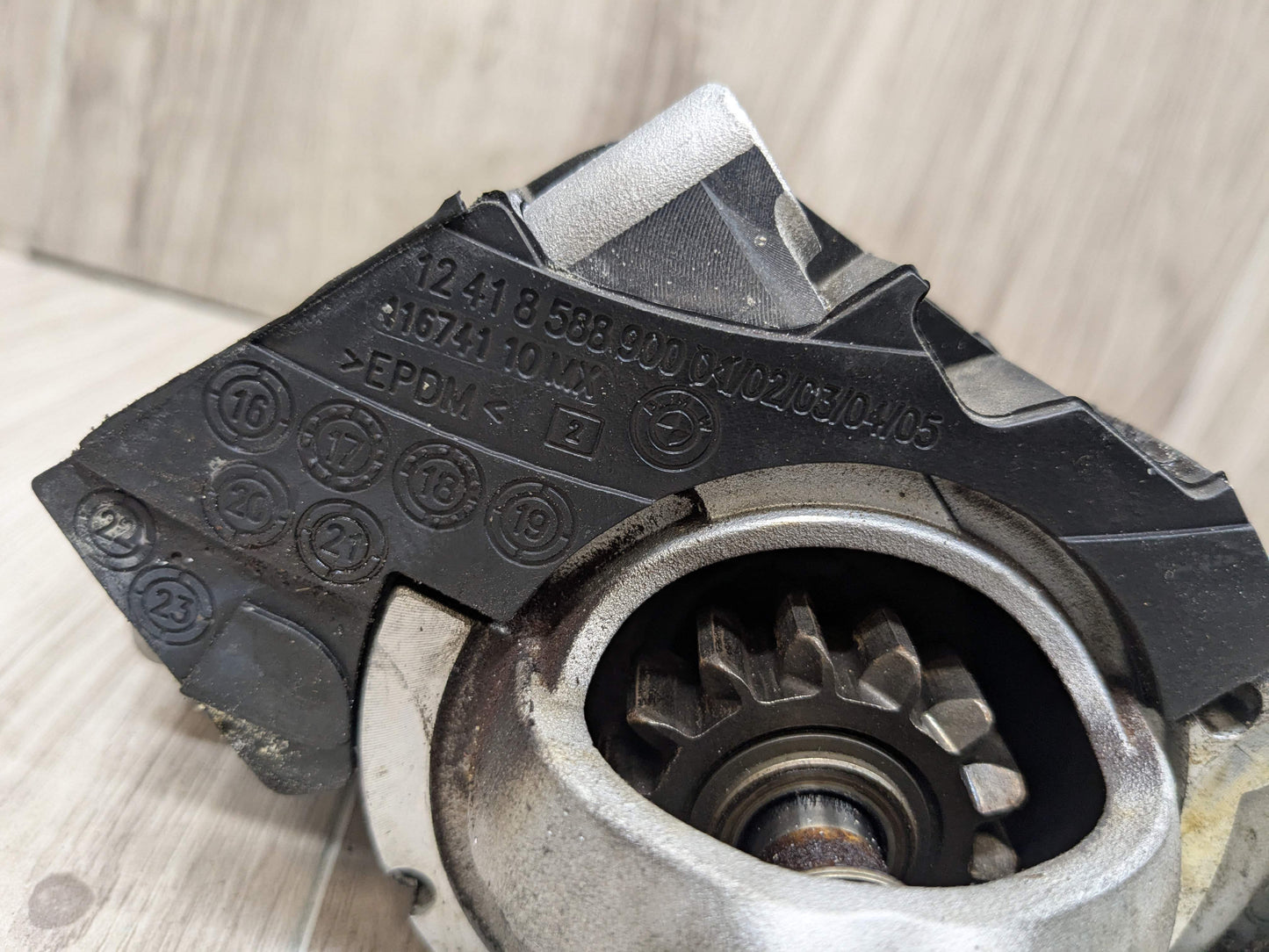 OEM BMW G01 G20 G22 G23 G26 G30 G29 330 430 Engine B46 Starter Motor DENSO