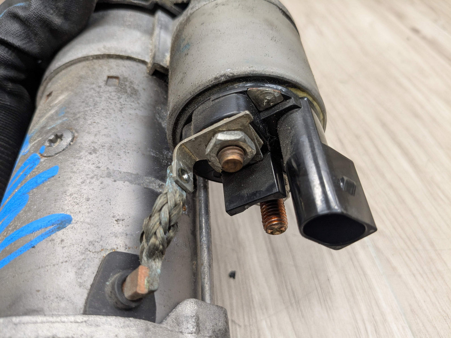 OEM BMW G01 G20 G22 G23 G26 G30 G29 330 430 Engine B46 Starter Motor DENSO