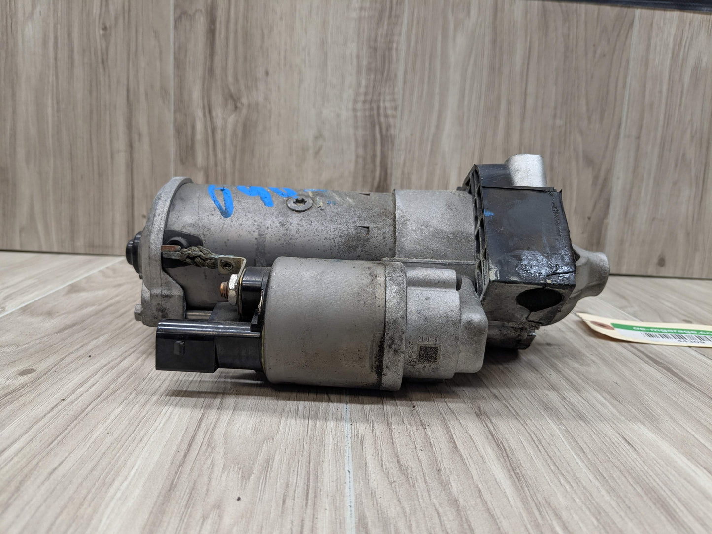 OEM BMW G01 G20 G22 G23 G26 G30 G29 330 430 Engine B46 Starter Motor DENSO