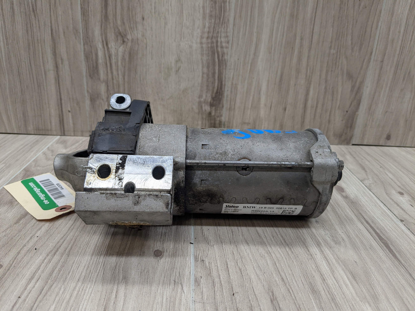 OEM BMW G01 G20 G22 G23 G26 G30 G29 330 430 Engine B46 Starter Motor DENSO