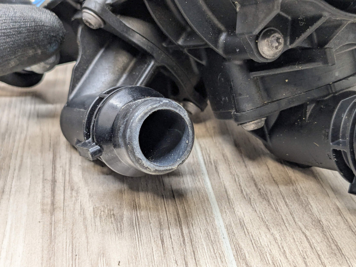 OEM BMW G01 G20 G22 G23 G26 G30 G42 330 430 Engine B46 Heat Management Module