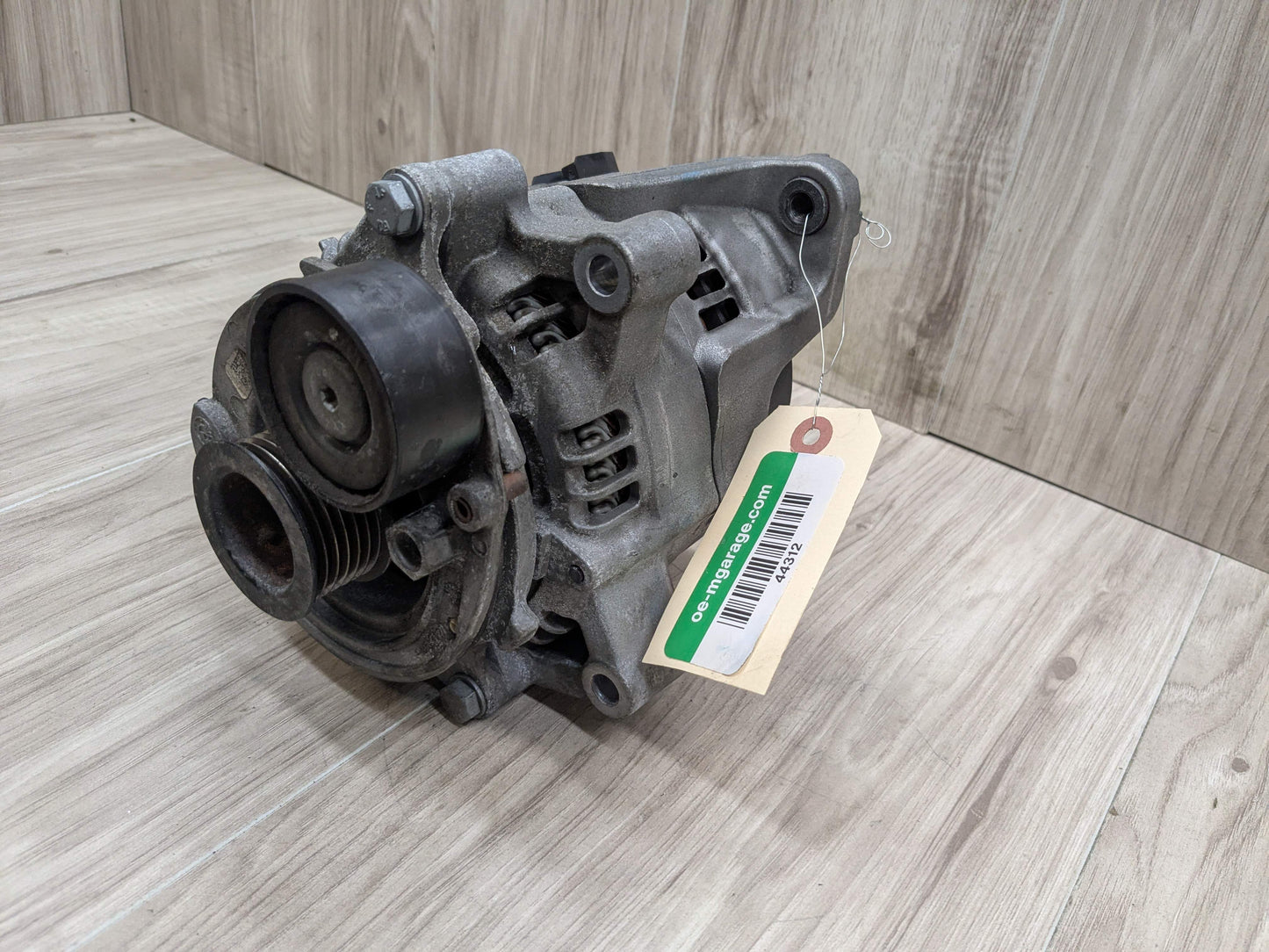 OEM BMW G01 G05 G16 G20 G22 G26 G30 G42 Engine B46 B58 Alternator Generator 250A