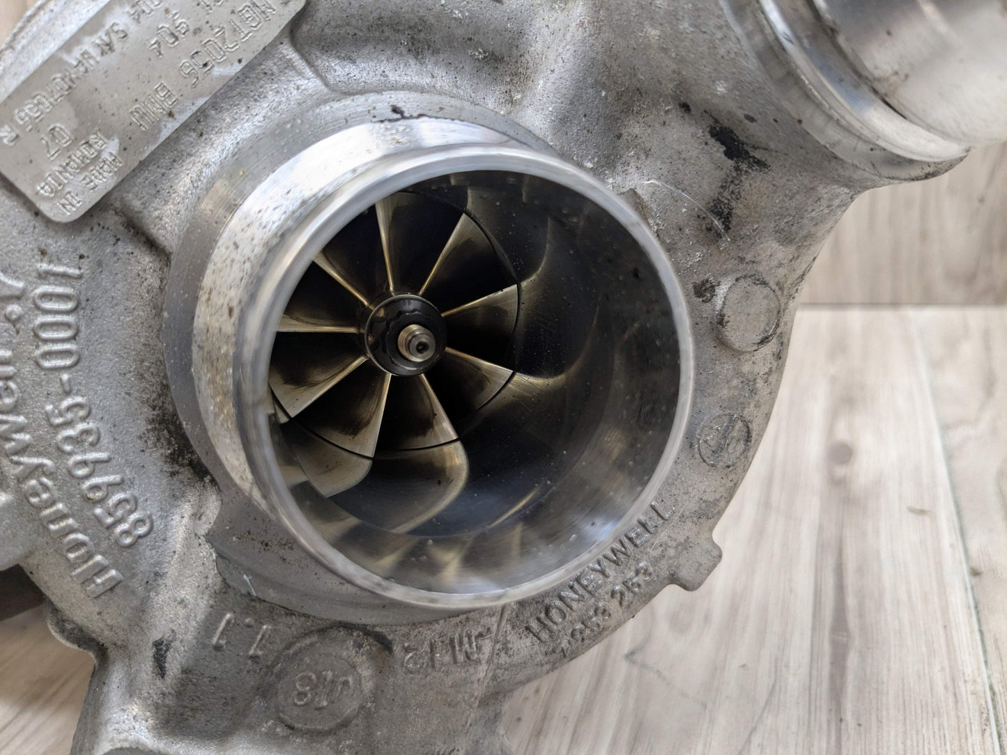 OEM BMW G01 G20 G22 G23 G26 G30 G42 330 430 530 Turbo Charger w Manifold B46