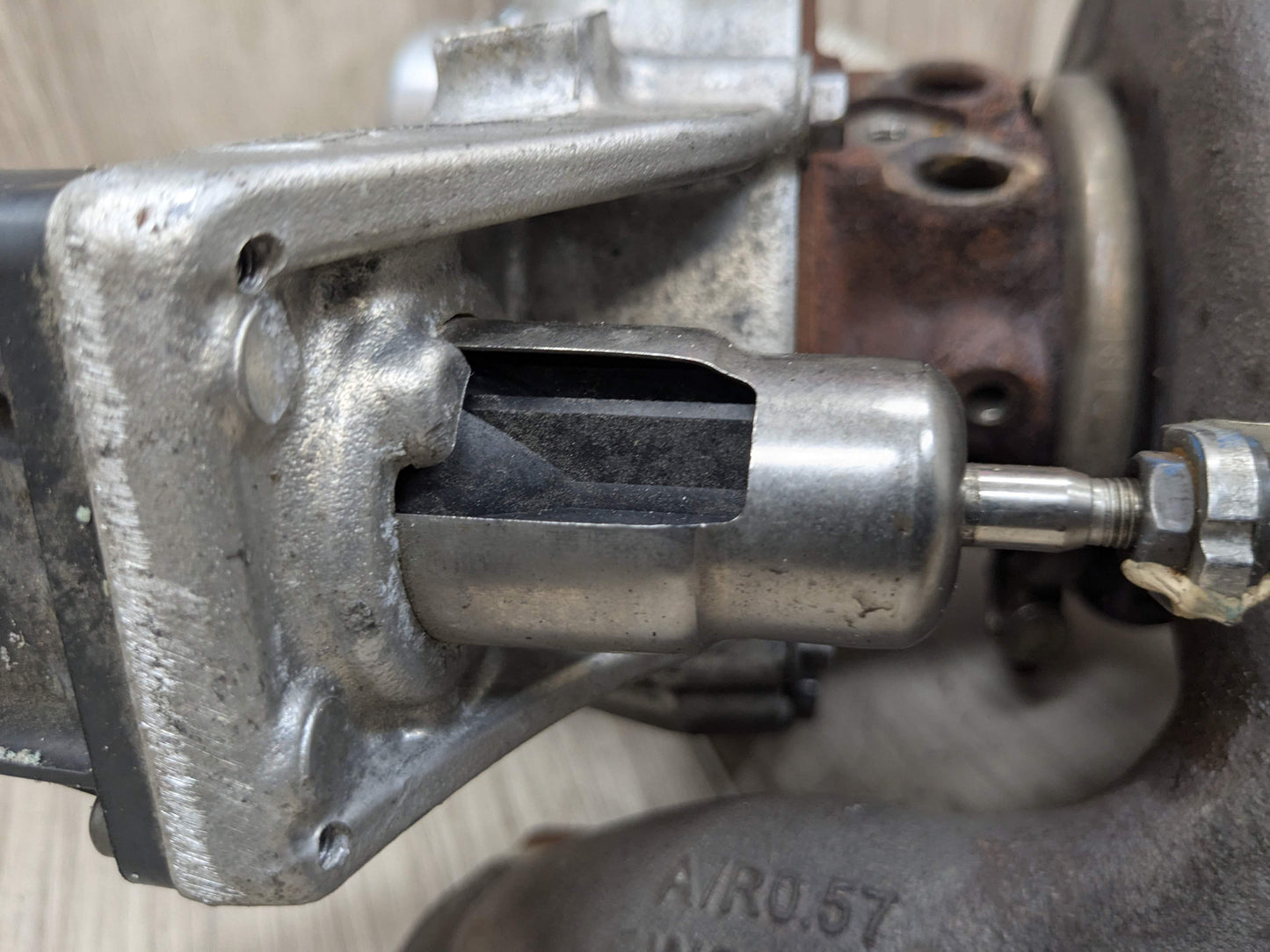 OEM BMW G01 G20 G22 G23 G26 G30 G42 330 430 530 Turbo Charger w Manifold B46