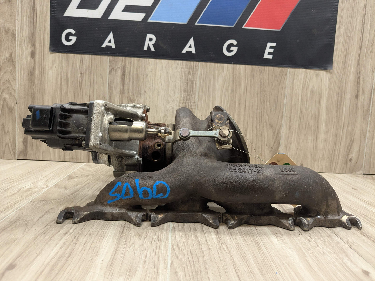 OEM BMW G01 G20 G22 G23 G26 G30 G42 330 430 530 Turbo Charger w Manifold B46