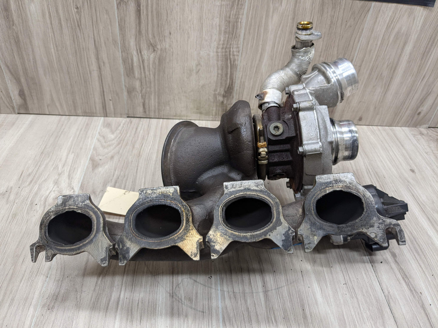 OEM BMW G01 G20 G22 G23 G26 G30 G42 330 430 530 Turbo Charger w Manifold B46