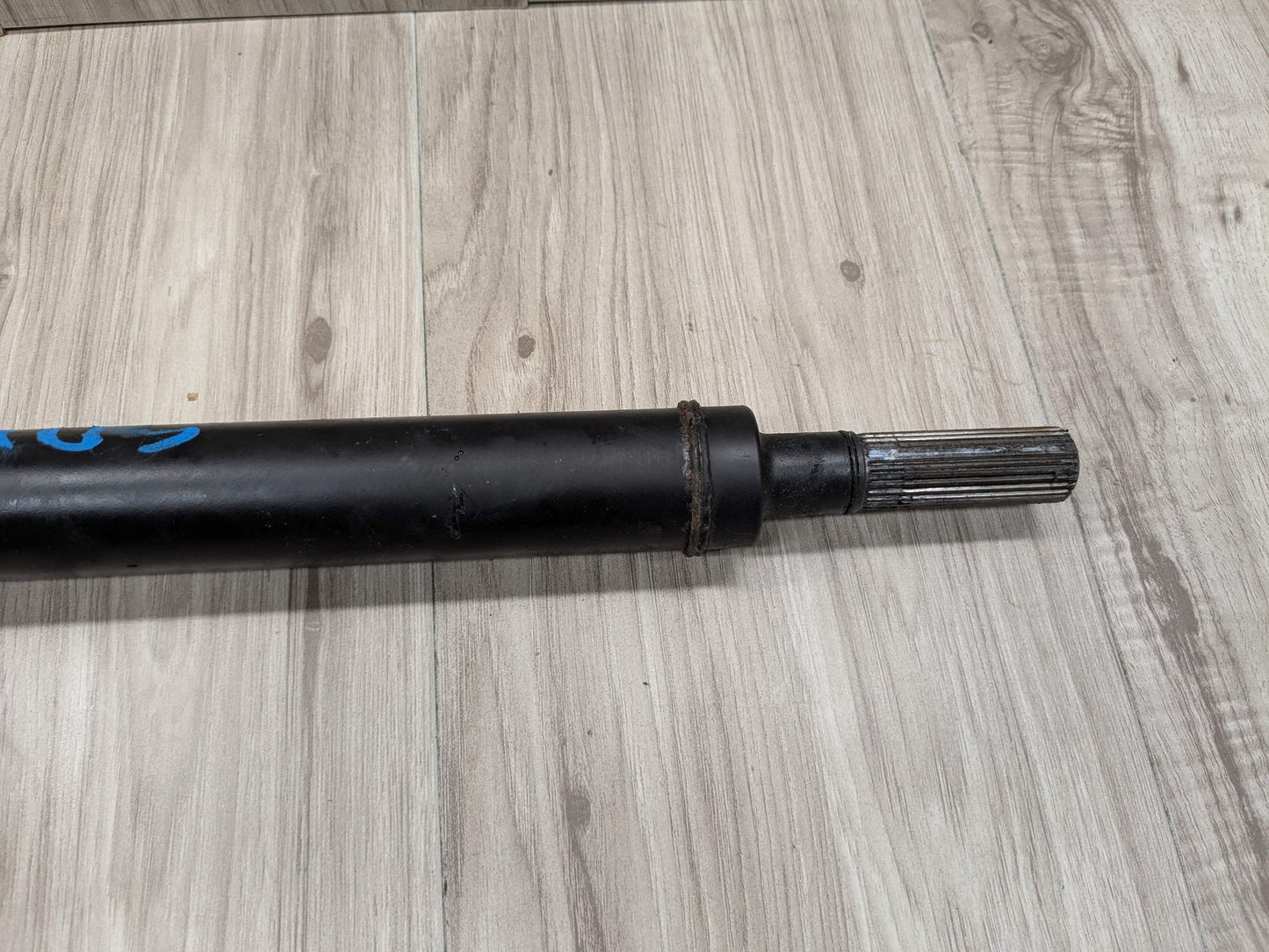 OEM BMW G12 G20 G30 F90 X3 X4 X5 M5 M8 Sedan Drive Shaft Driveshaft Front Output