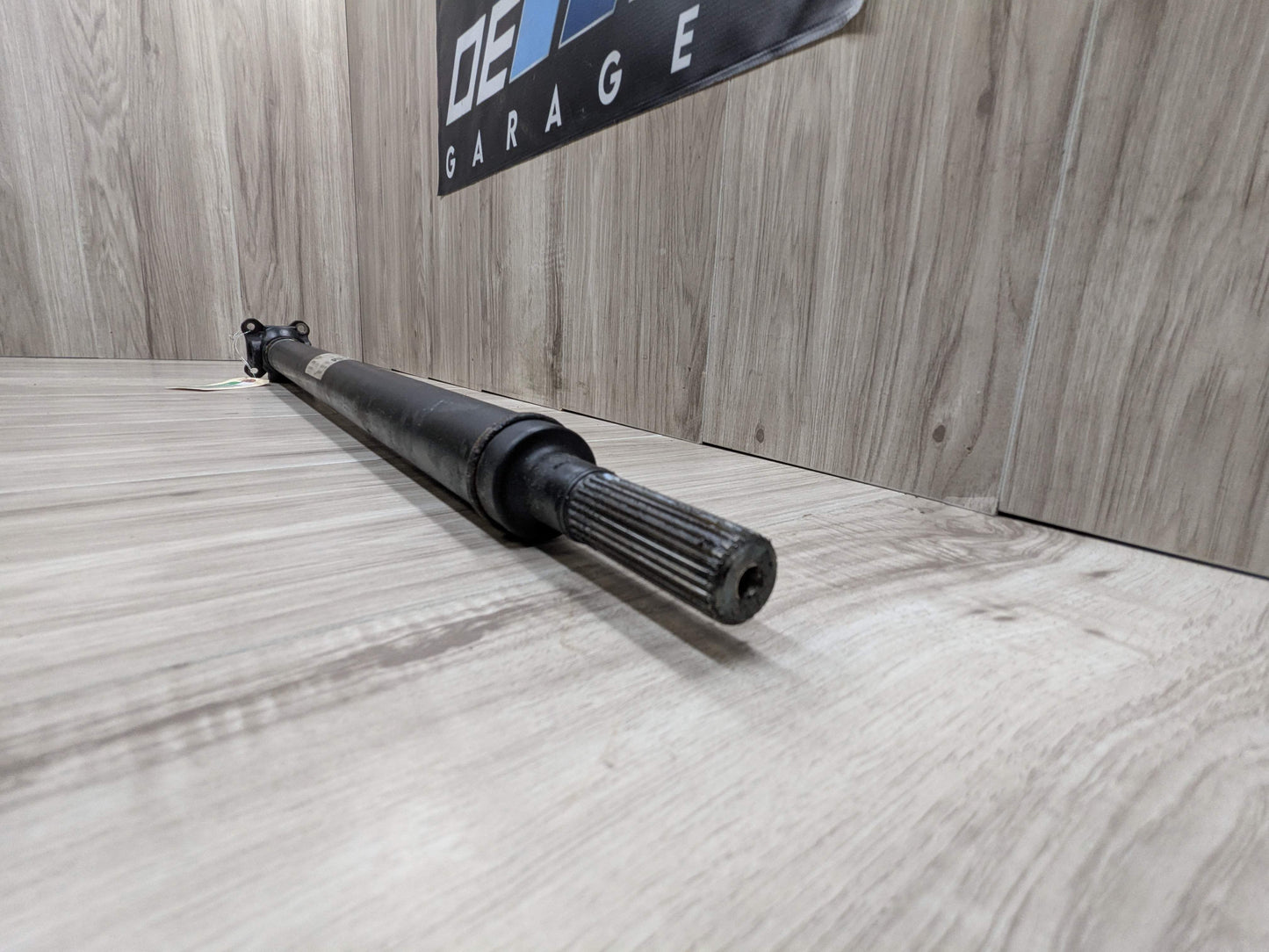 OEM BMW G12 G20 G30 F90 X3 X4 X5 M5 M8 Sedan Drive Shaft Driveshaft Front Output