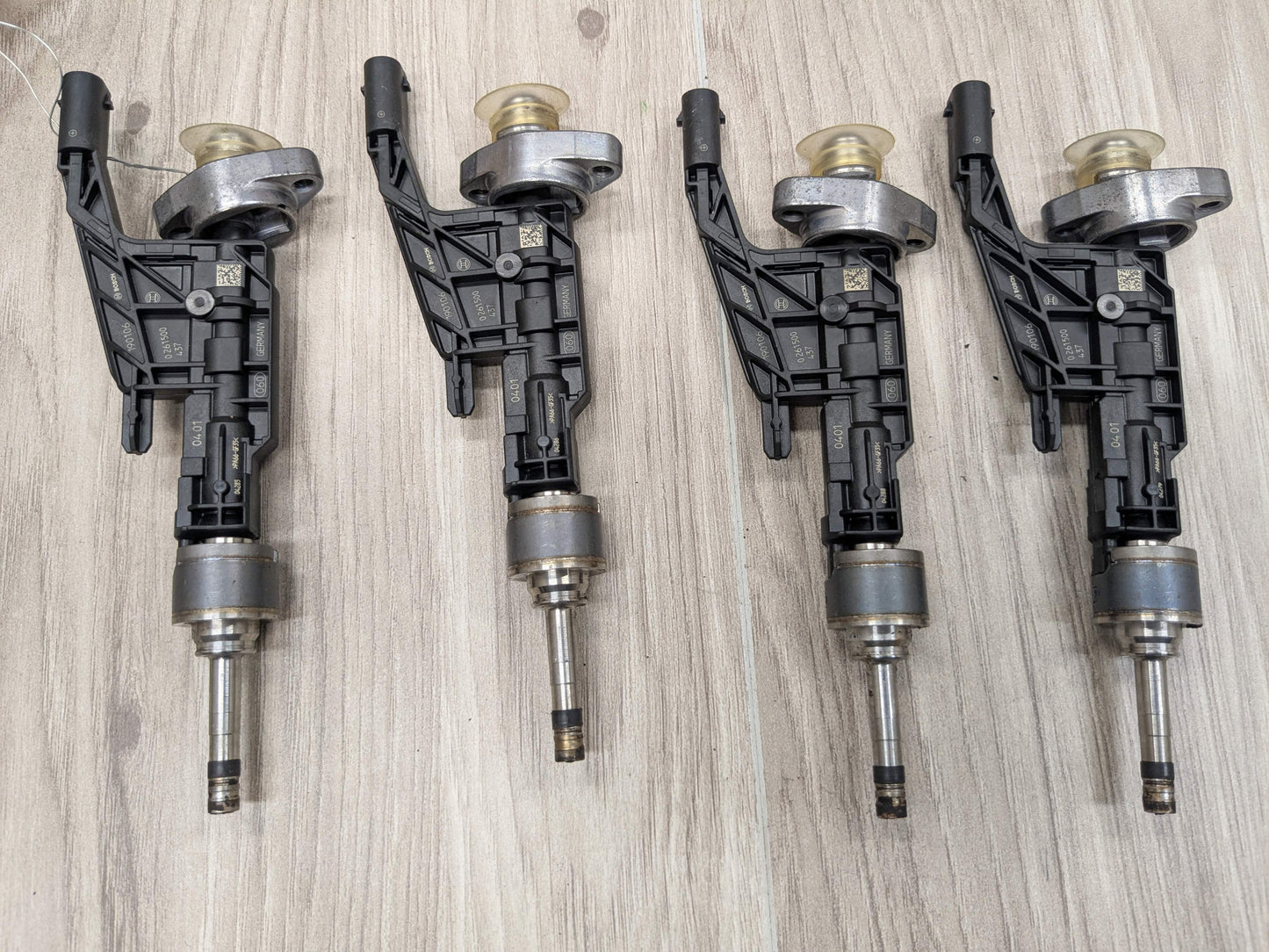 OEM BMW F44 F48 G01 G05 G20 G26 G30 G42 Engine High Pressure Fuel Injectors Set