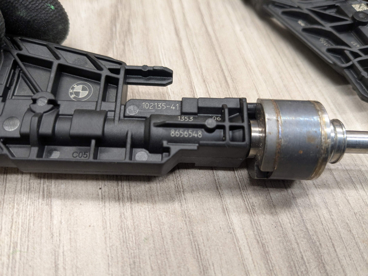 OEM BMW F44 F48 G01 G05 G20 G26 G30 G42 Engine High Pressure Fuel Injectors Set