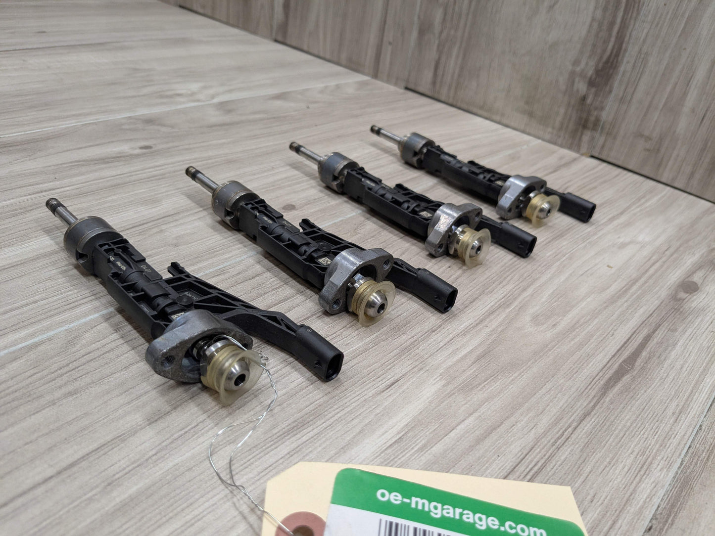 OEM BMW F44 F48 G01 G05 G20 G26 G30 G42 Engine High Pressure Fuel Injectors Set