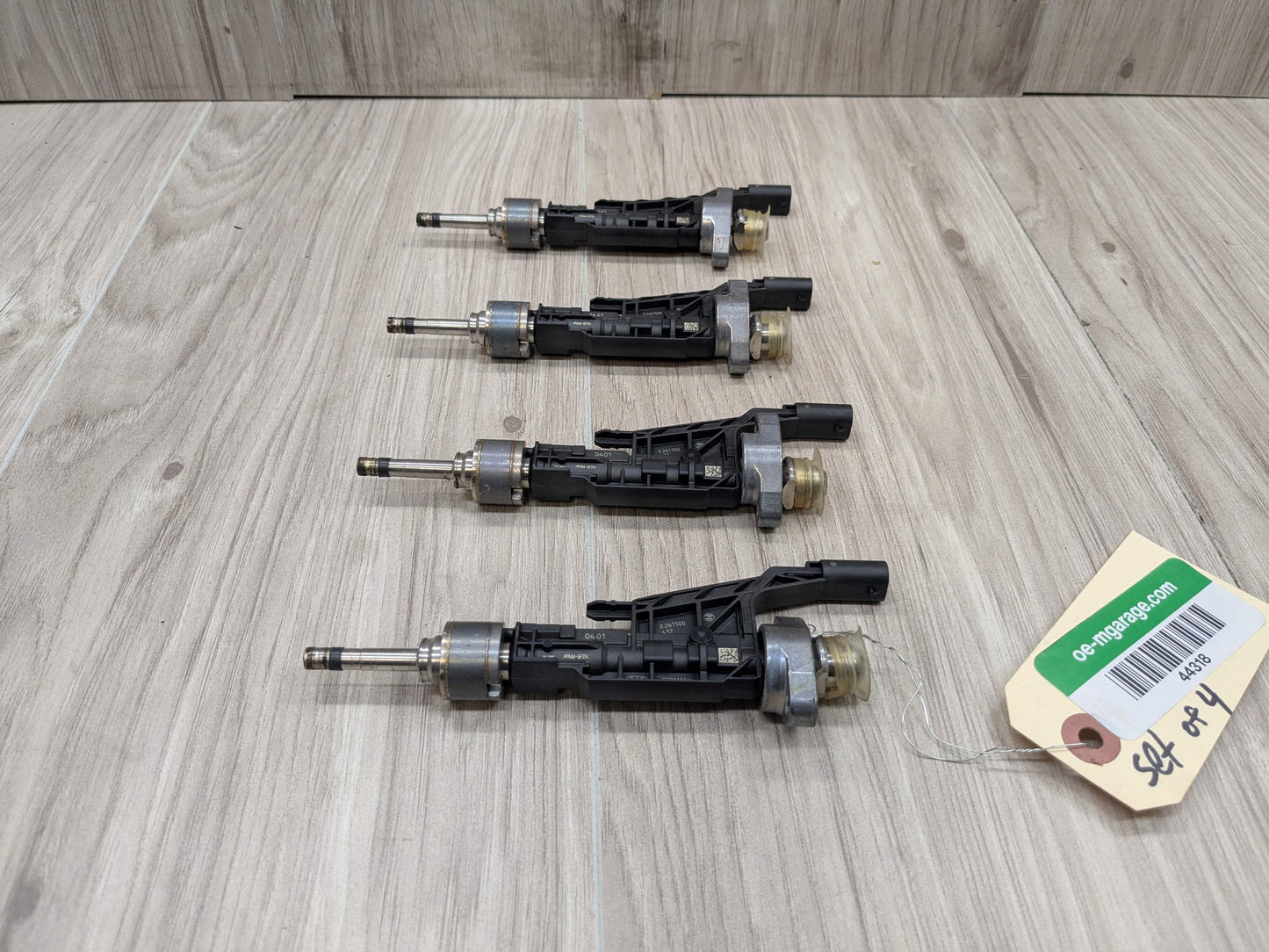 OEM BMW F44 F48 G01 G05 G20 G26 G30 G42 Engine High Pressure Fuel Injectors Set