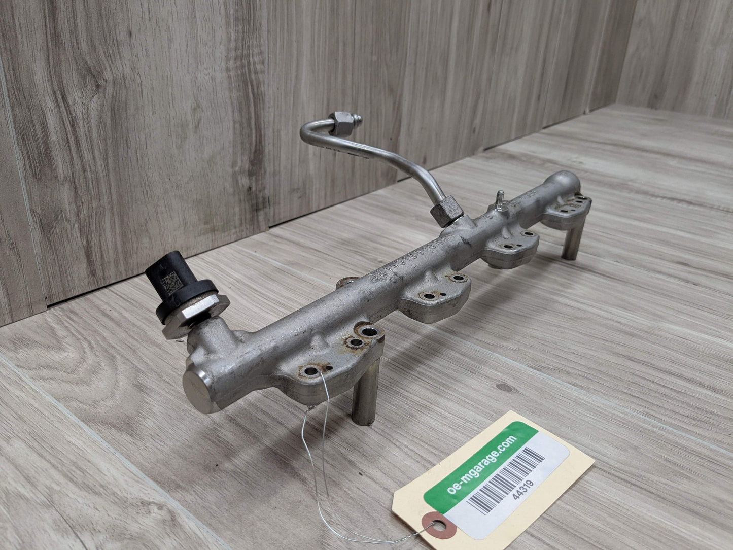 OEM BMW F44 G01 G20 G26 G30 G42 Engine Pressure Fuel Injector Rail Line B46 B48