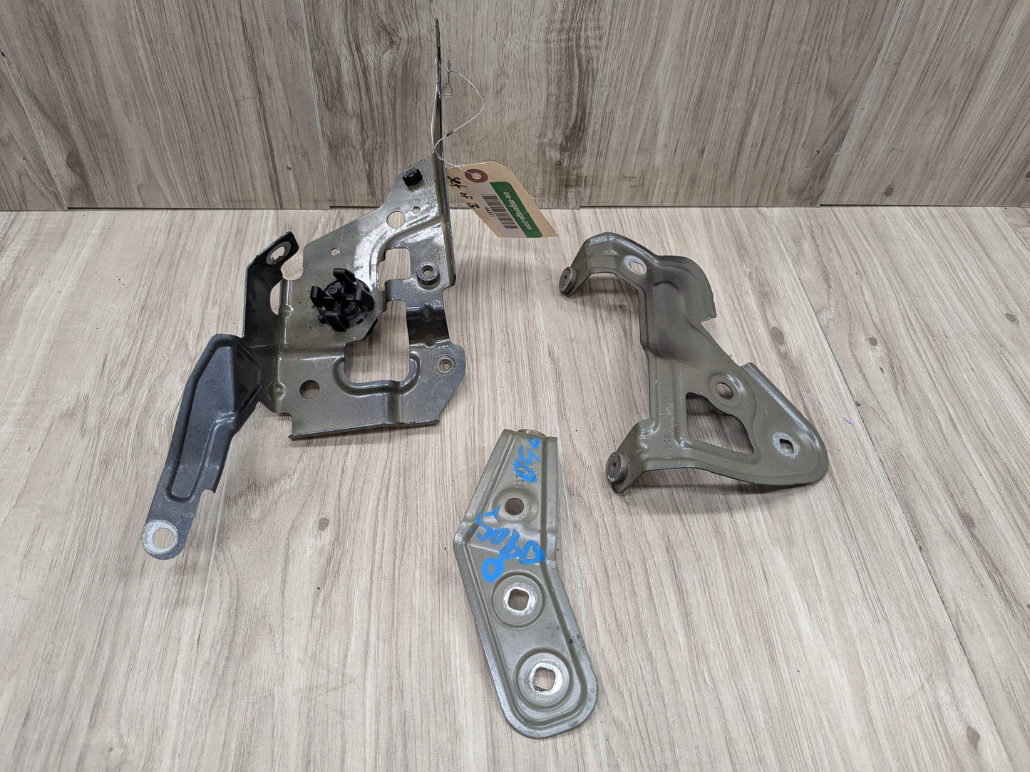 19-25 OEM BMW G20 330 M340 Front Right Passenger Side Fender Holder Bracket SET