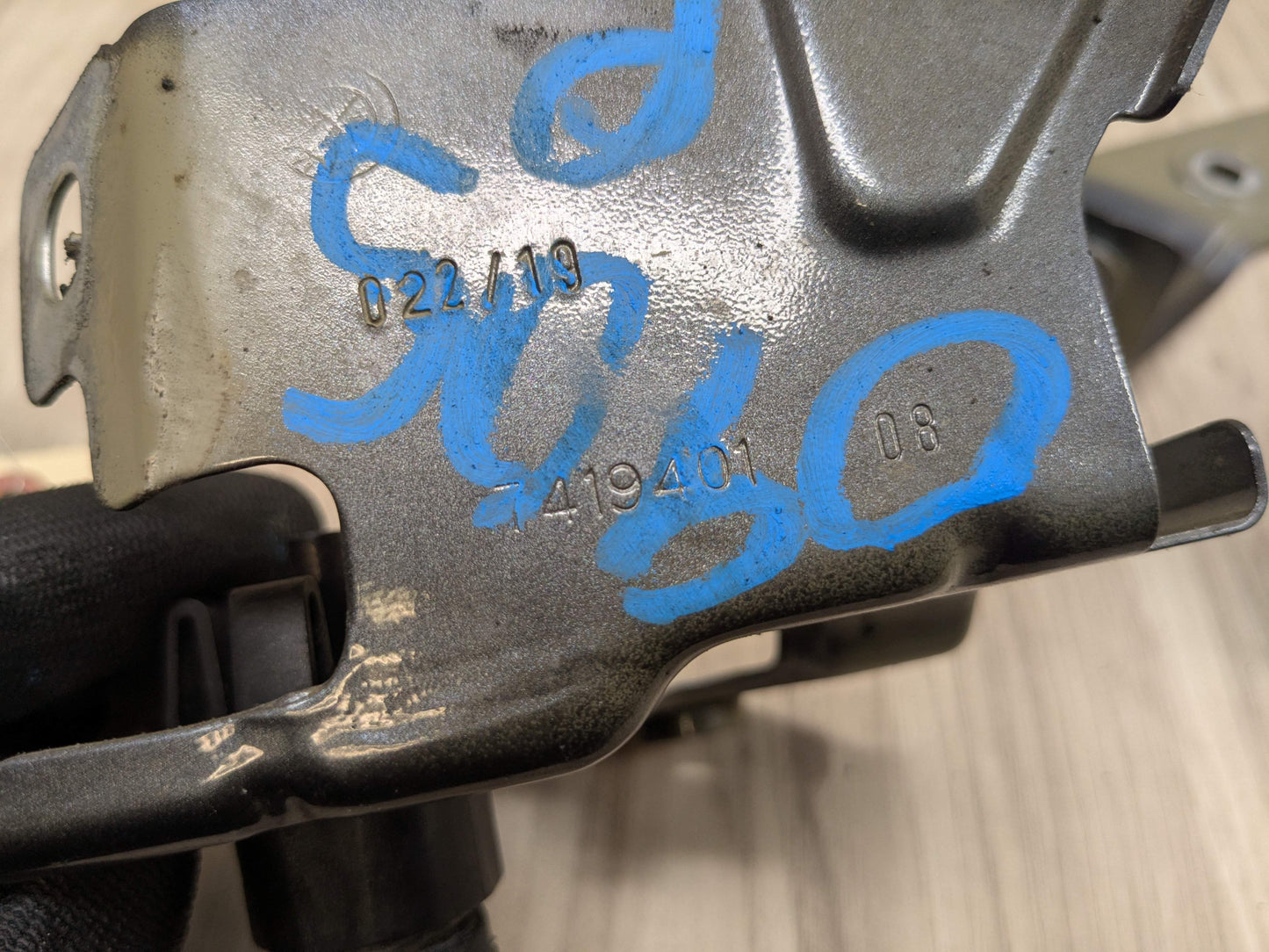 19-25 OEM BMW G20 330 M340 Front Right Passenger Side Fender Holder Bracket SET