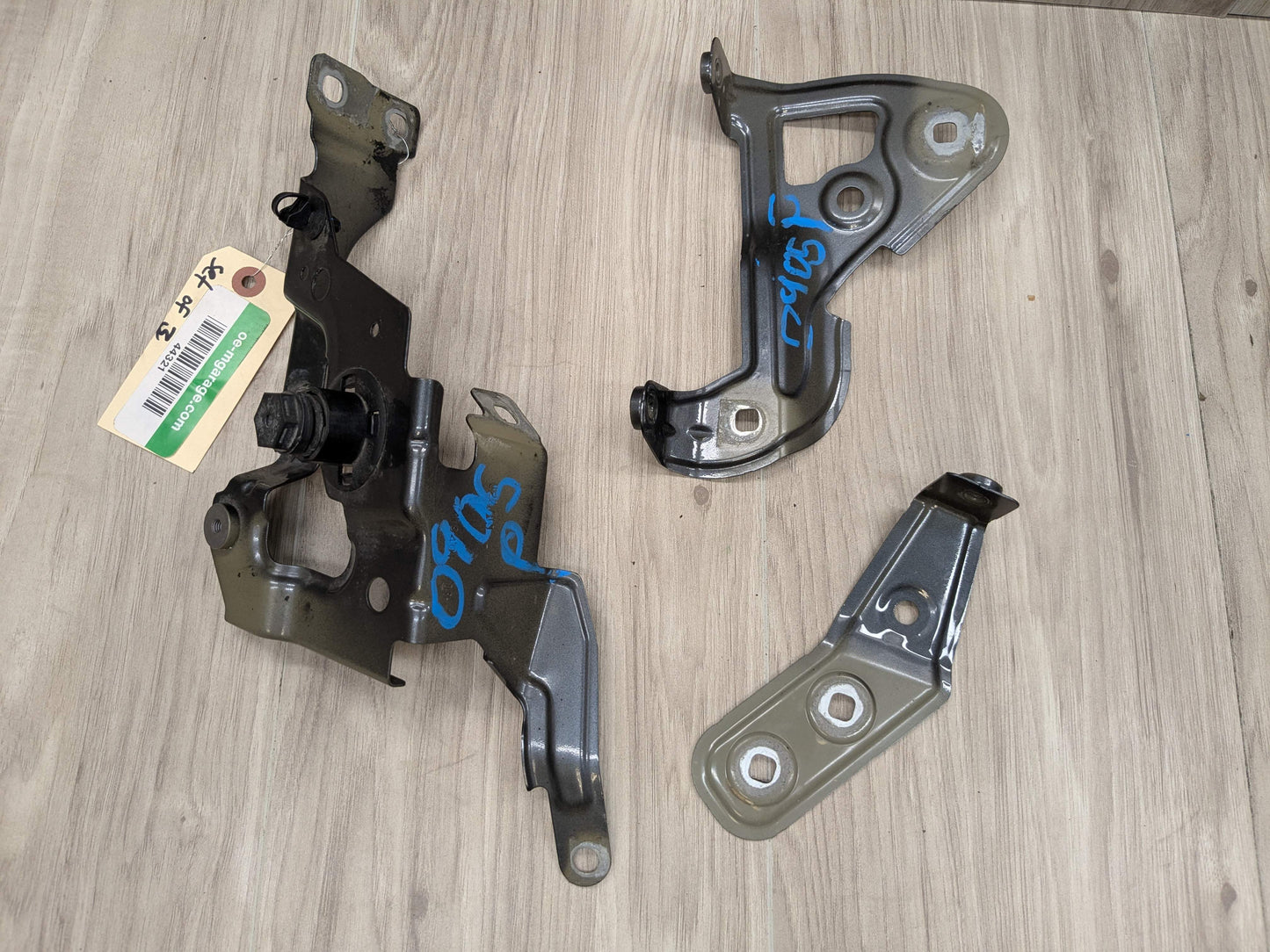 19-25 OEM BMW G20 330 M340 Front Right Passenger Side Fender Holder Bracket SET