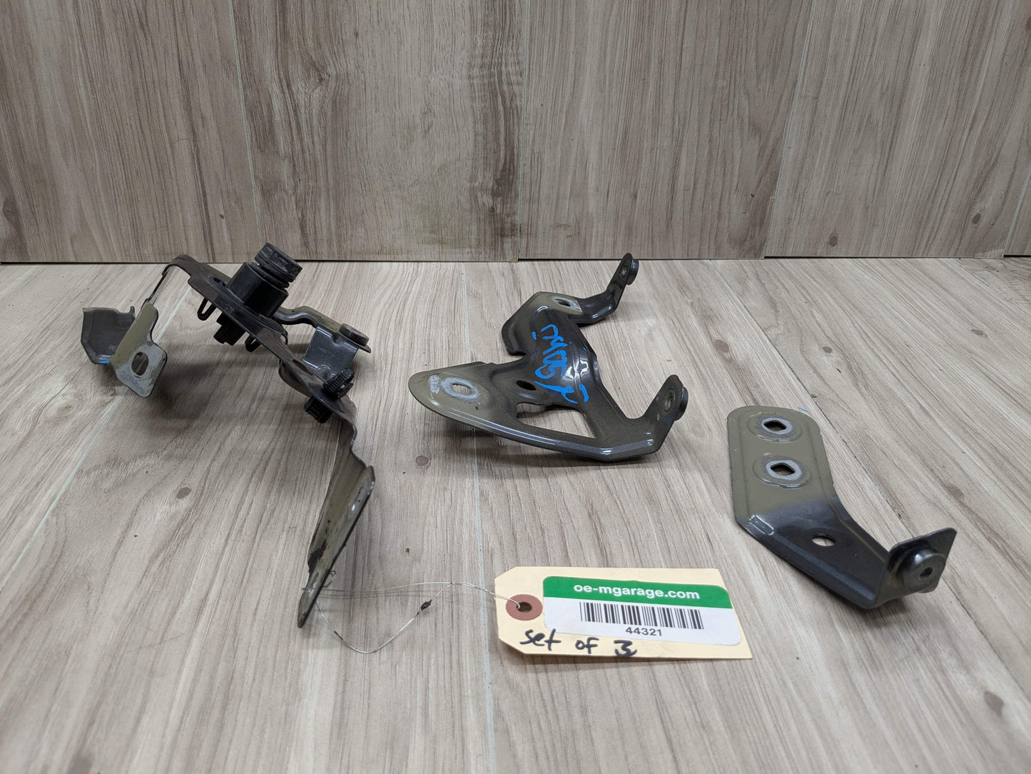 19-25 OEM BMW G20 330 M340 Front Right Passenger Side Fender Holder Bracket SET