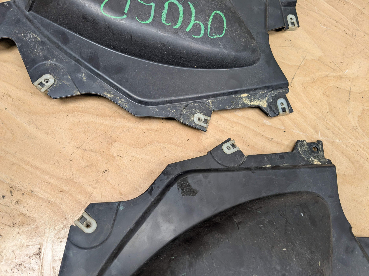 19-24 AFT BMW G20 330 Front Left Right Fender Liner Lower Deflector Shield SET