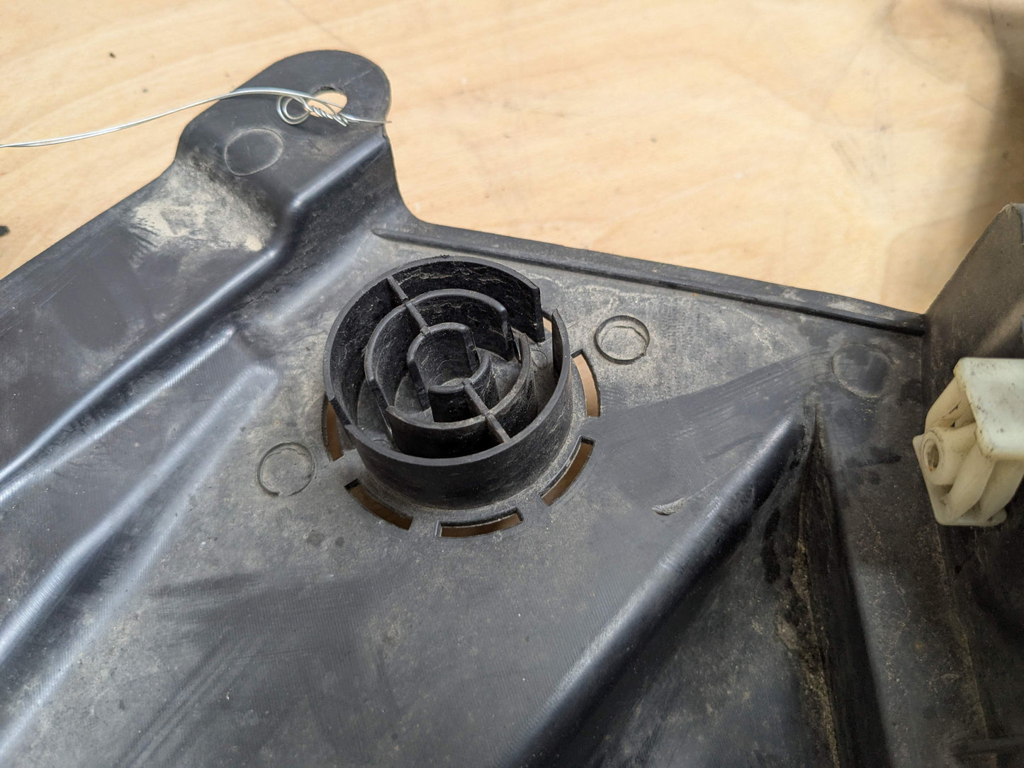 19-24 AFT BMW G20 330 Front Left Right Fender Liner Lower Deflector Shield SET