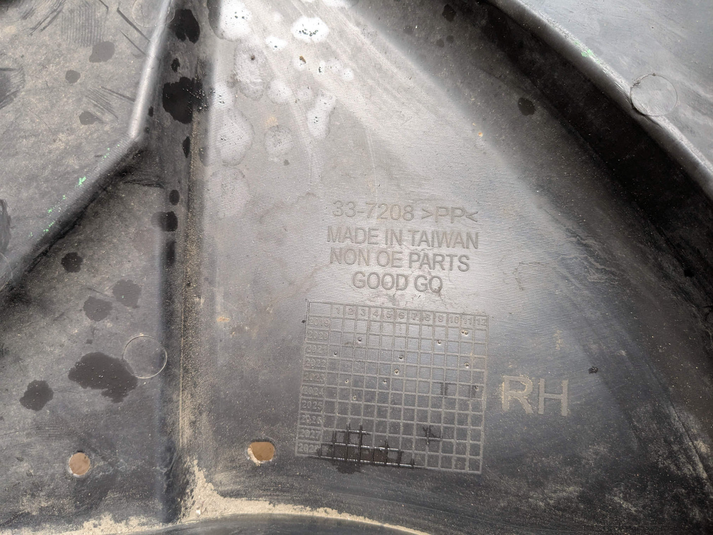 19-24 AFT BMW G20 330 Front Left Right Fender Liner Lower Deflector Shield SET