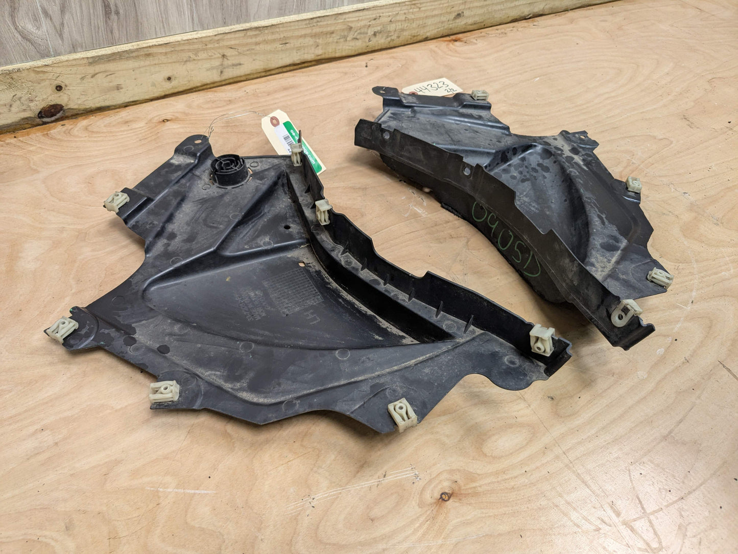 19-24 AFT BMW G20 330 Front Left Right Fender Liner Lower Deflector Shield SET