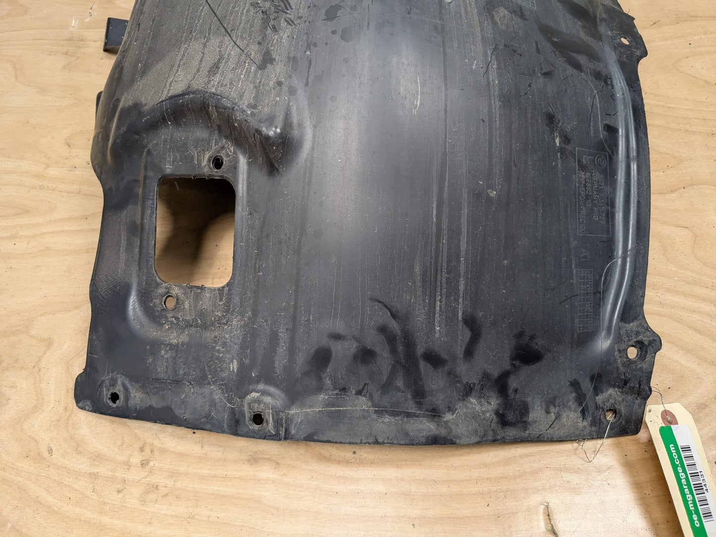 OEM BMW G20 G22 G23 G42 Front Left Driver Fender Liner Wheel Splash Shield Guard