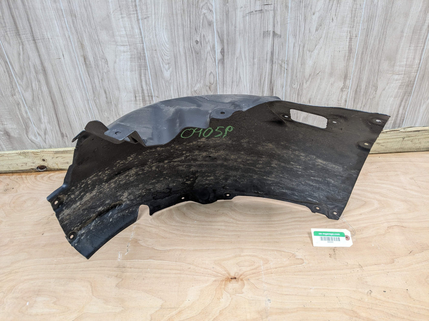 OEM BMW G20 G22 G23 G42 Front Left Driver Fender Liner Wheel Splash Shield Guard