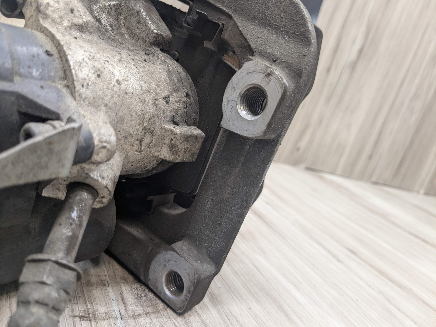 OEM BMW G20 G22 G23 G26 G42 330 M340 430 440 REAR Right Passenger Brake Caliper