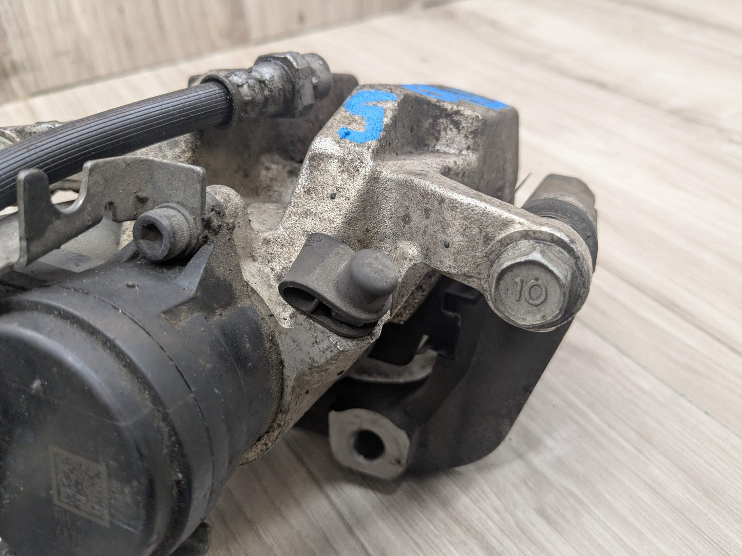 OEM BMW G20 G22 G23 G26 G42 330 M340 430 440 REAR Right Passenger Brake Caliper