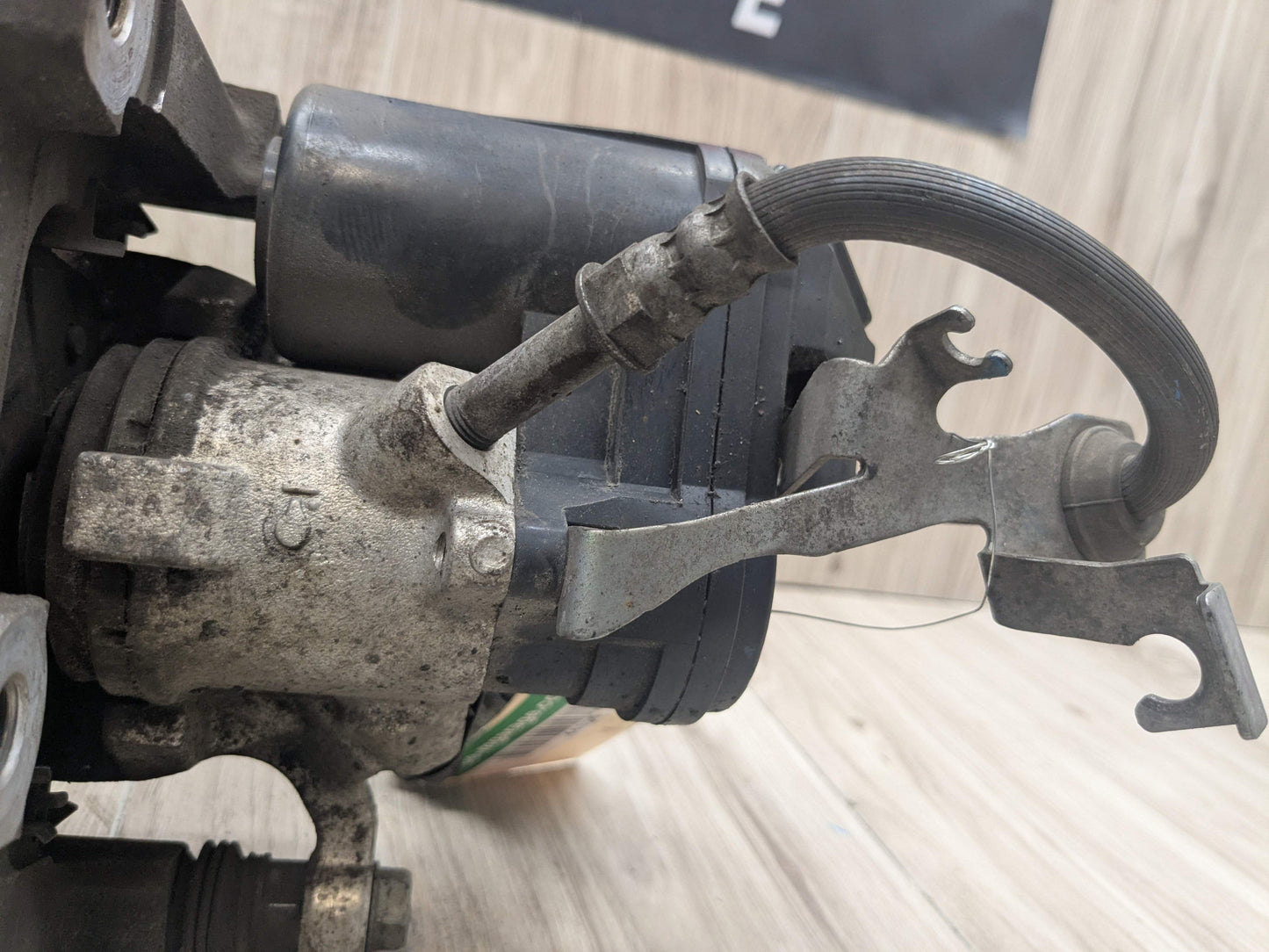 OEM BMW G20 G22 G23 G26 G42 330 M340 430 440 REAR Right Passenger Brake Caliper