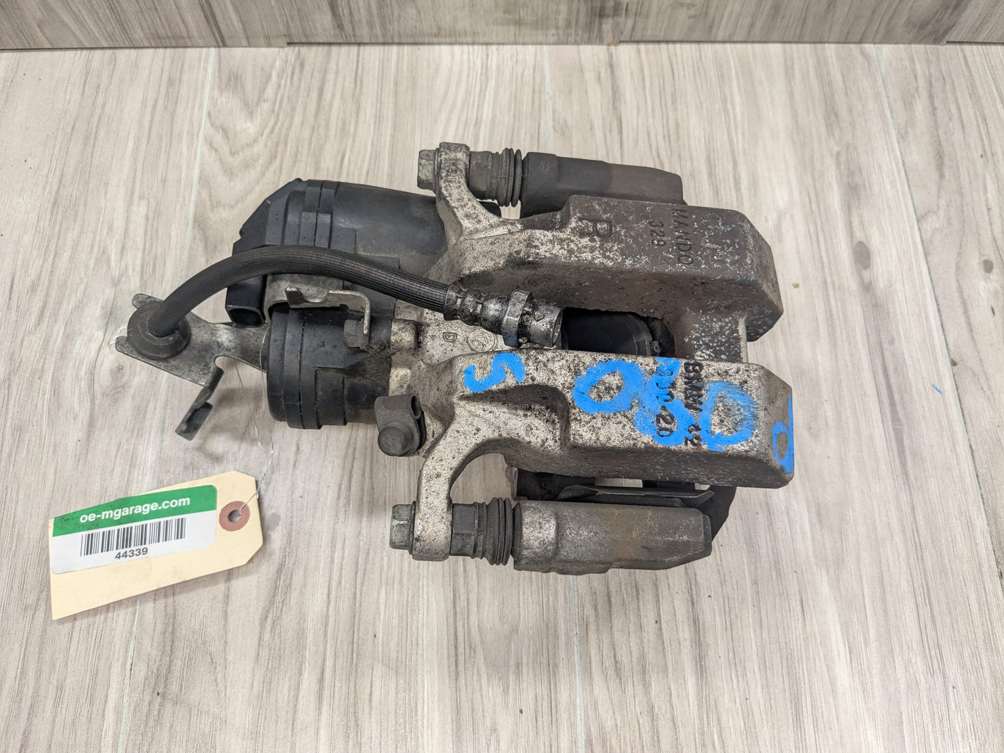 OEM BMW G20 G22 G23 G26 G42 330 M340 430 440 REAR Right Passenger Brake Caliper
