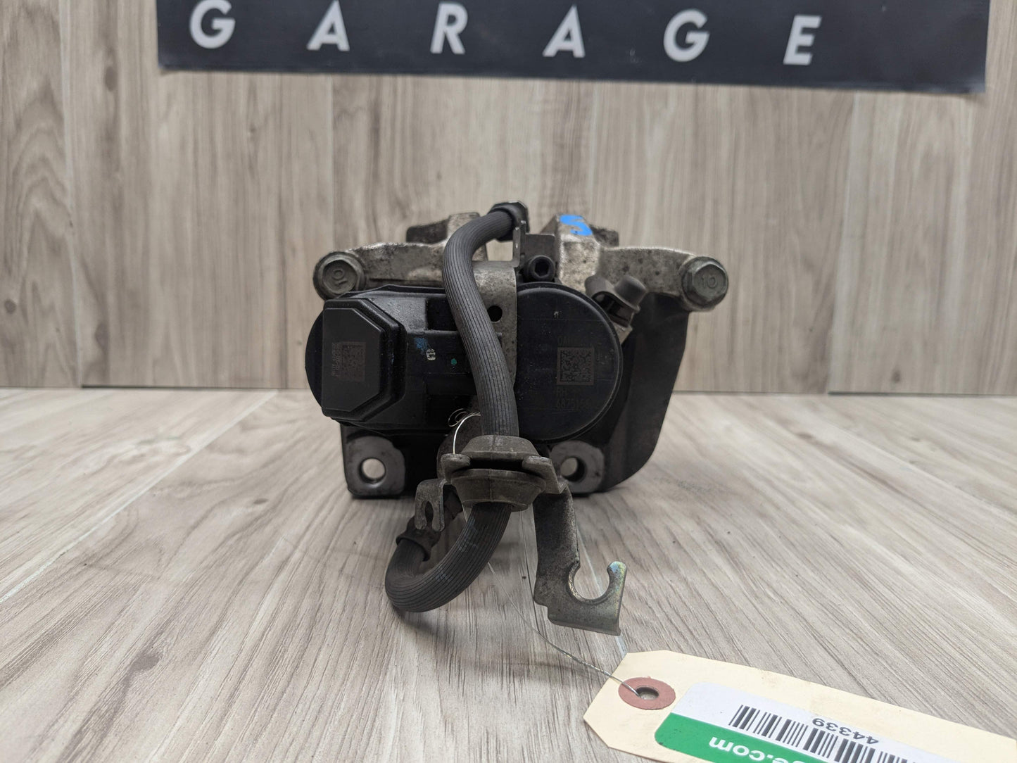 OEM BMW G20 G22 G23 G26 G42 330 M340 430 440 REAR Right Passenger Brake Caliper