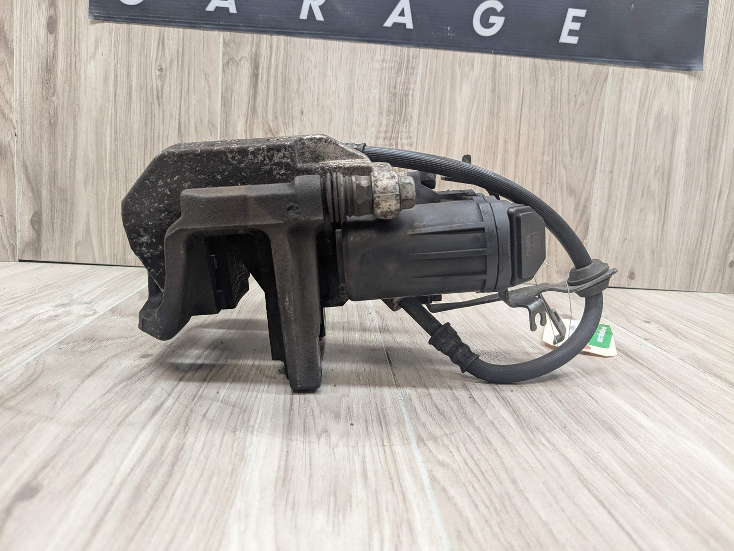 OEM BMW G20 G22 G23 G26 G42 330 M340 430 440 REAR Right Passenger Brake Caliper