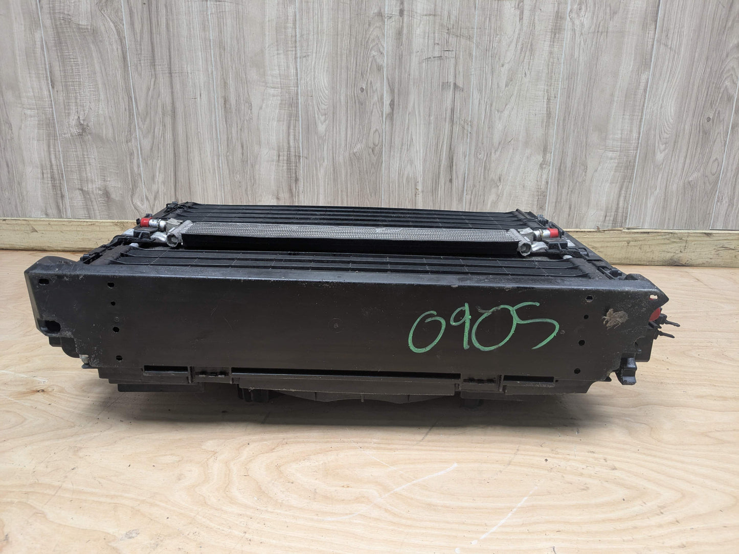 19-22 OEM BMW G20 iX 330i B46 Radiator Condenser Cooling Fan Assembly 600W