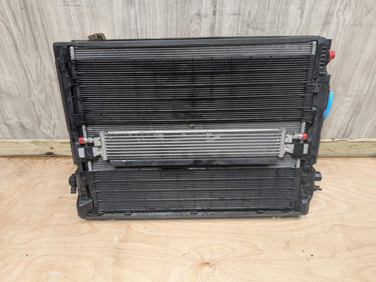 19-22 OEM BMW G20 iX 330i B46 Radiator Condenser Cooling Fan Assembly 600W