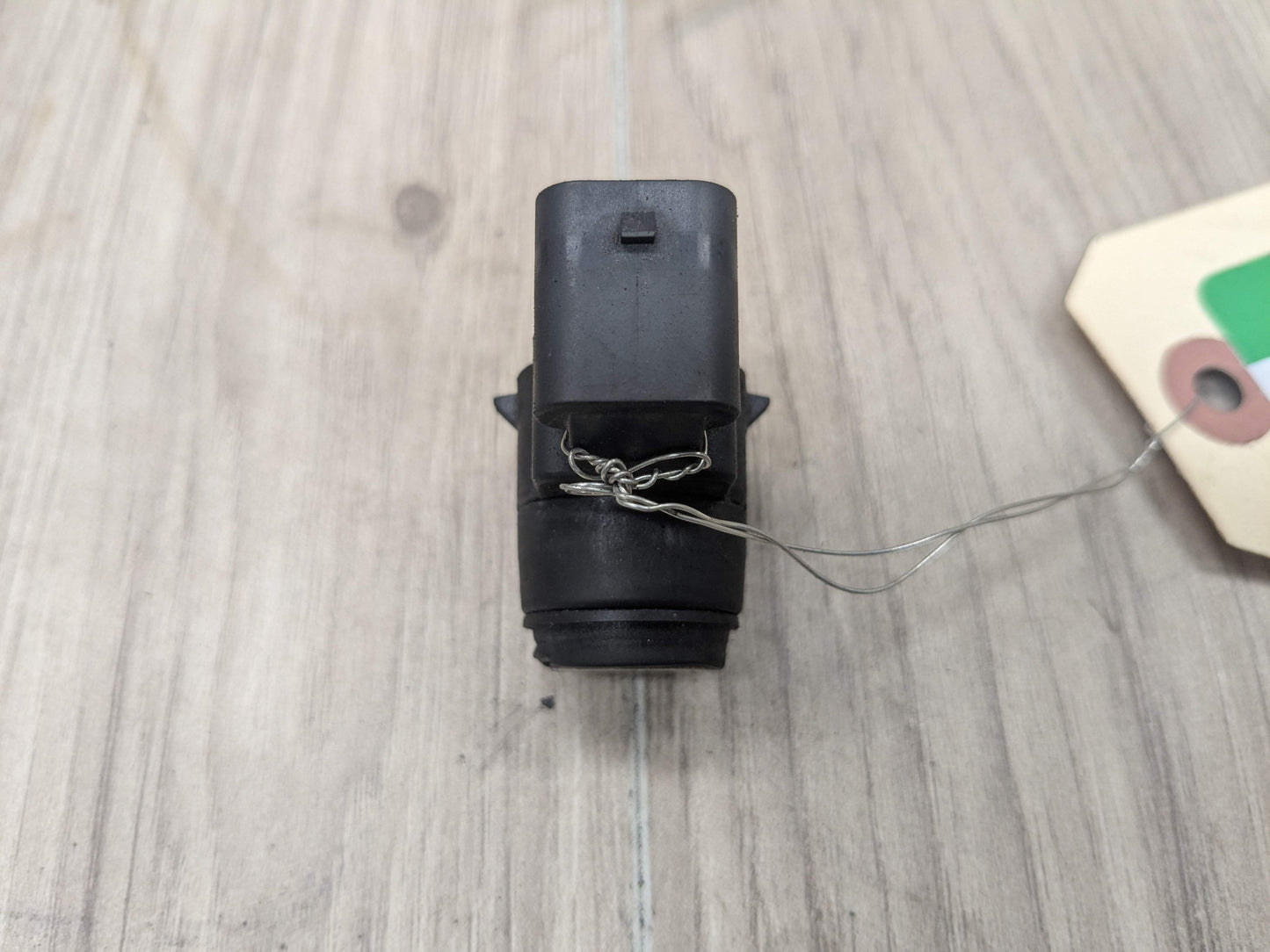 OEM BMW E82 E88 E90 E92 E93 335 M3 Bumper Parking PDC Ultrasonic Sensor Silver