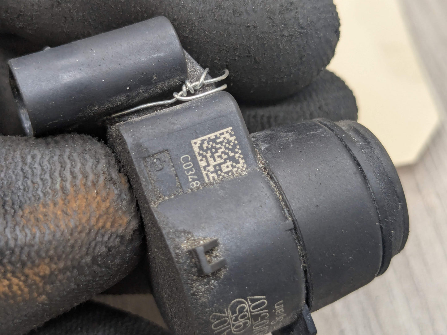 OEM BMW E82 E88 E90 E92 E93 335 M3 Bumper Parking PDC Ultrasonic Sensor Silver