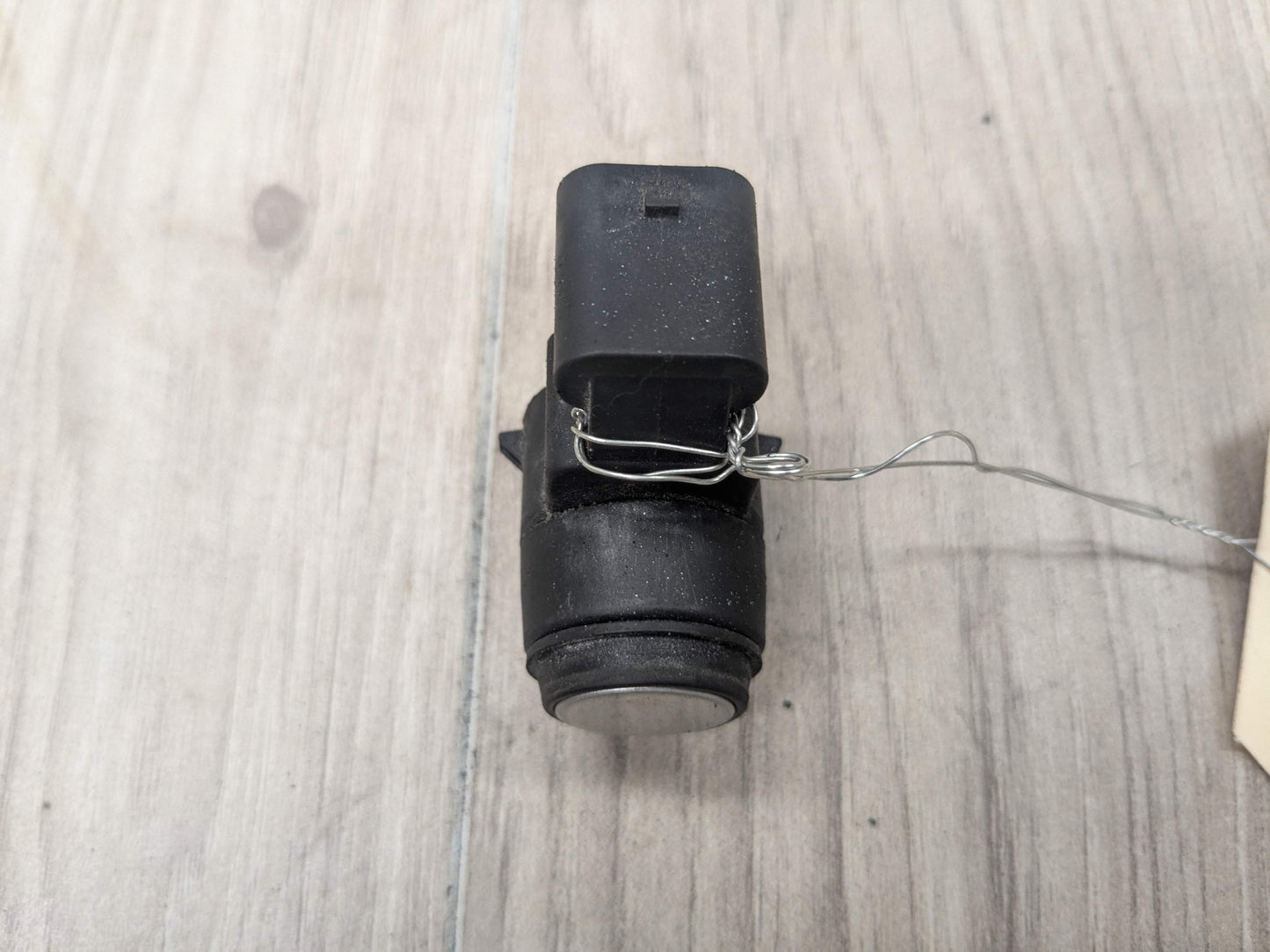 OEM BMW E82 E88 E90 E92 E93 335 M3 Bumper Parking PDC Ultrasonic Sensor Silver