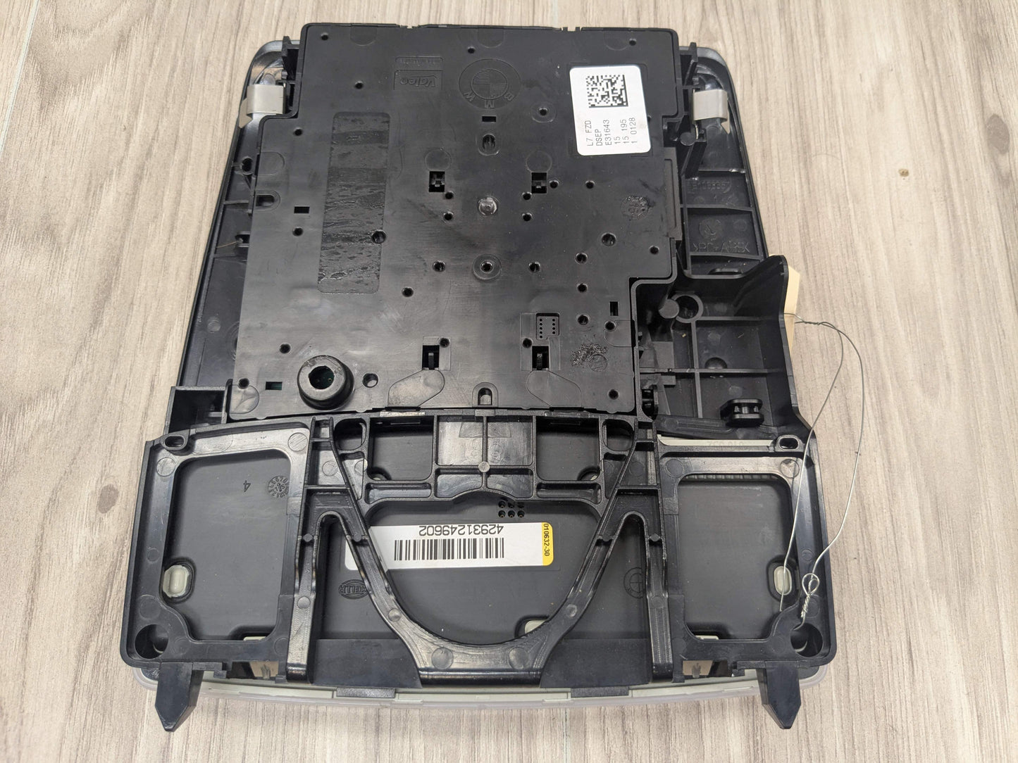 OEM BMW F22 F30 F32 F36 F80 F82 M3 Headliner Roof Console Dome Light SOS Switch