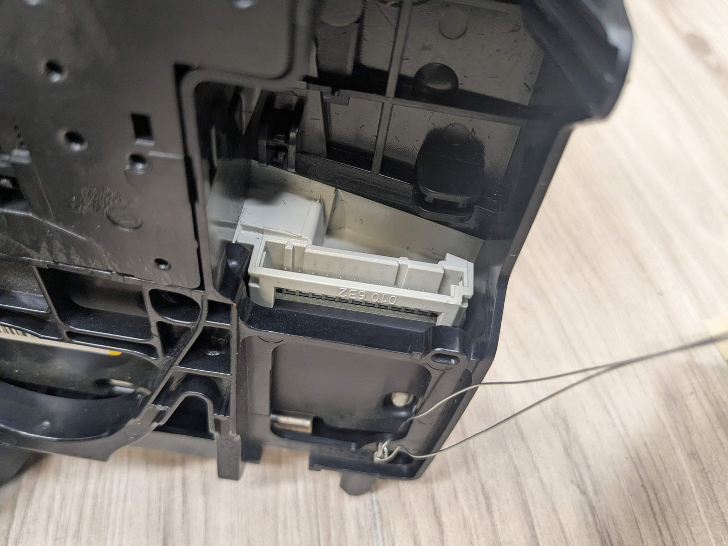 OEM BMW F22 F30 F32 F36 F80 F82 M3 Headliner Roof Console Dome Light SOS Switch