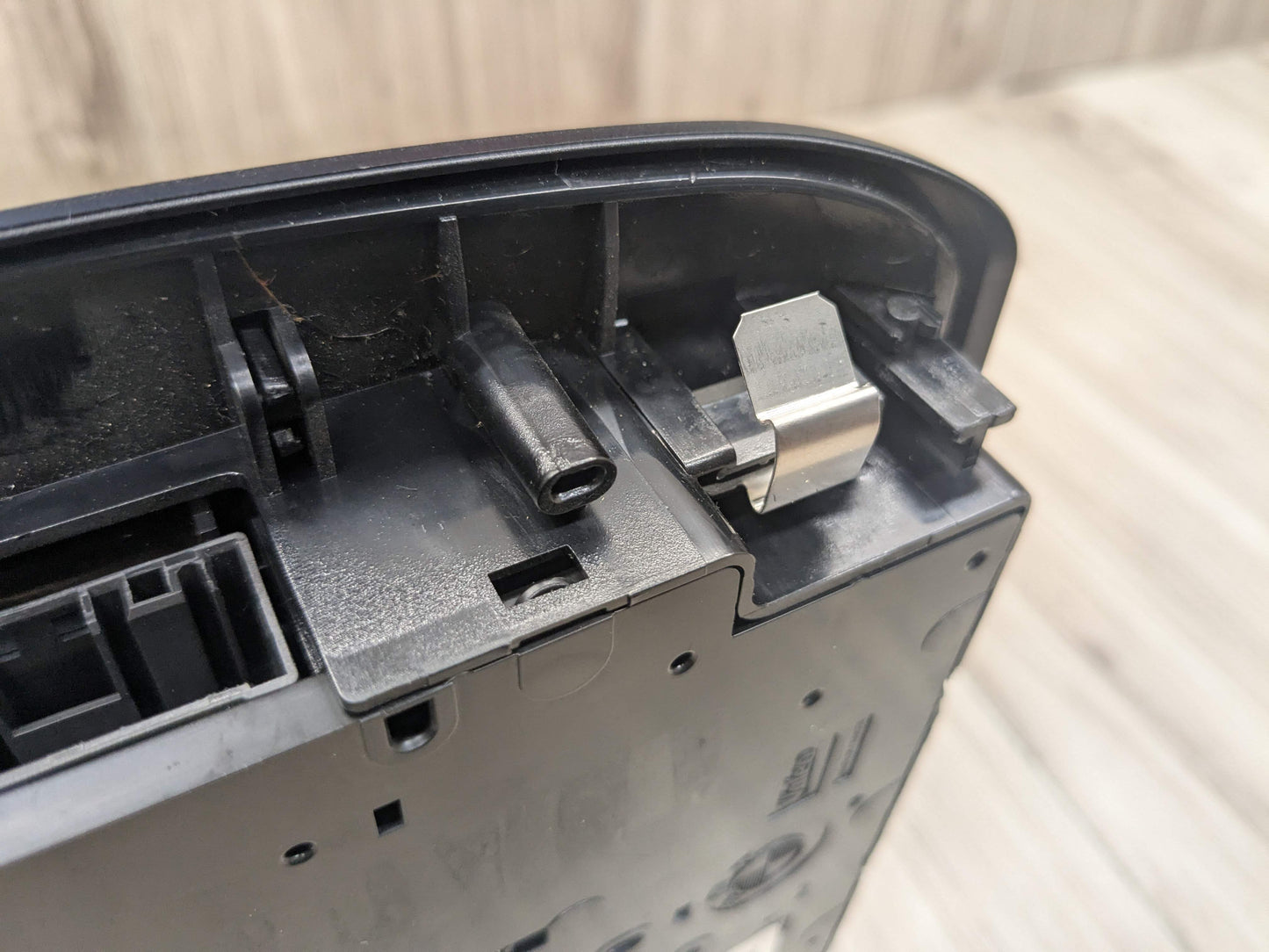 OEM BMW F22 F30 F32 F36 F80 F82 M3 Headliner Roof Console Dome Light SOS Switch