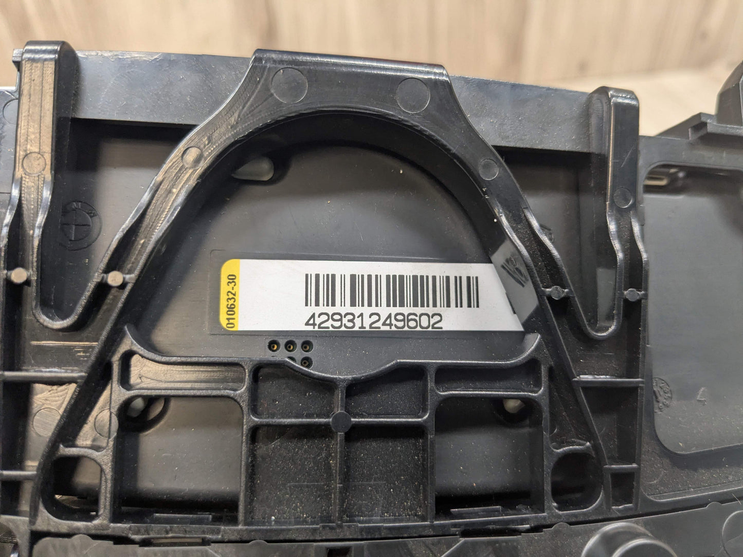 OEM BMW F22 F30 F32 F36 F80 F82 M3 Headliner Roof Console Dome Light SOS Switch