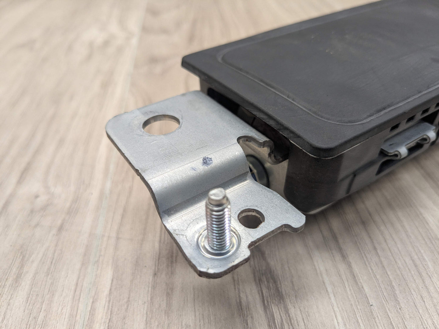 OEM BMW F22 F30 F32 F33 F36 F80 F82 F83 Front Left Driver Knee Lower Dash Airbag