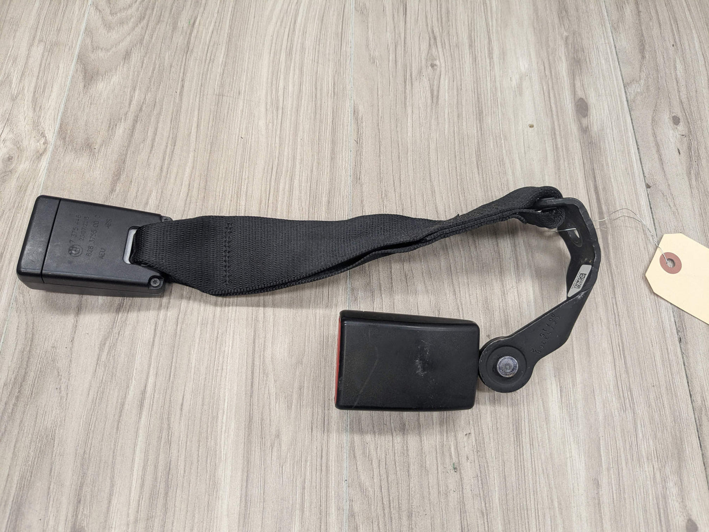 12-20 OEM BMW F30 F36 F80 M3 Rear Lower Center Right Passenger Seat Belt Buckle