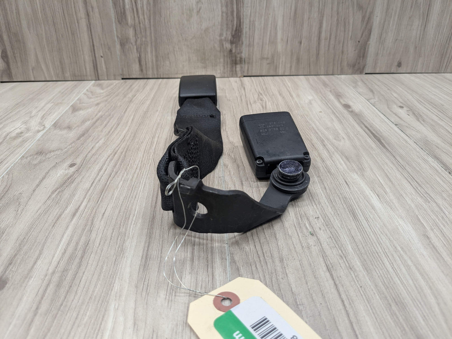 12-20 OEM BMW F30 F36 F80 M3 Rear Lower Center Right Passenger Seat Belt Buckle