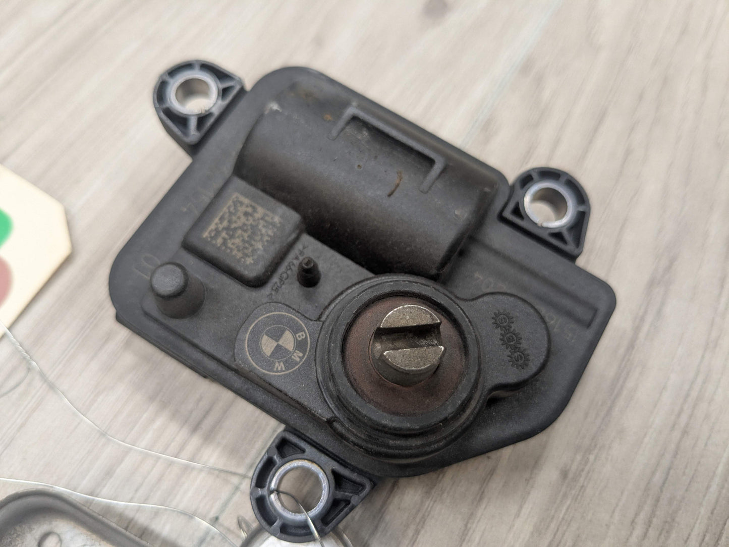 OEM BMW F15 F22 F23 F30 F32 F33 F36 F44 F48 Muffler Exhaust Flap Actuator Motor