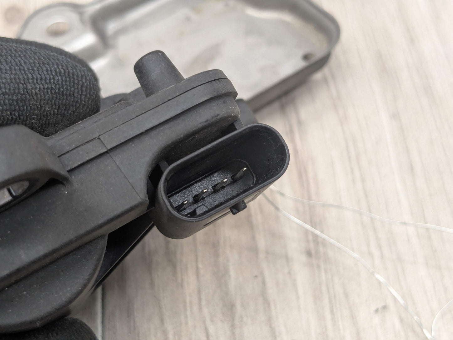 OEM BMW F15 F22 F23 F30 F32 F33 F36 F44 F48 Muffler Exhaust Flap Actuator Motor