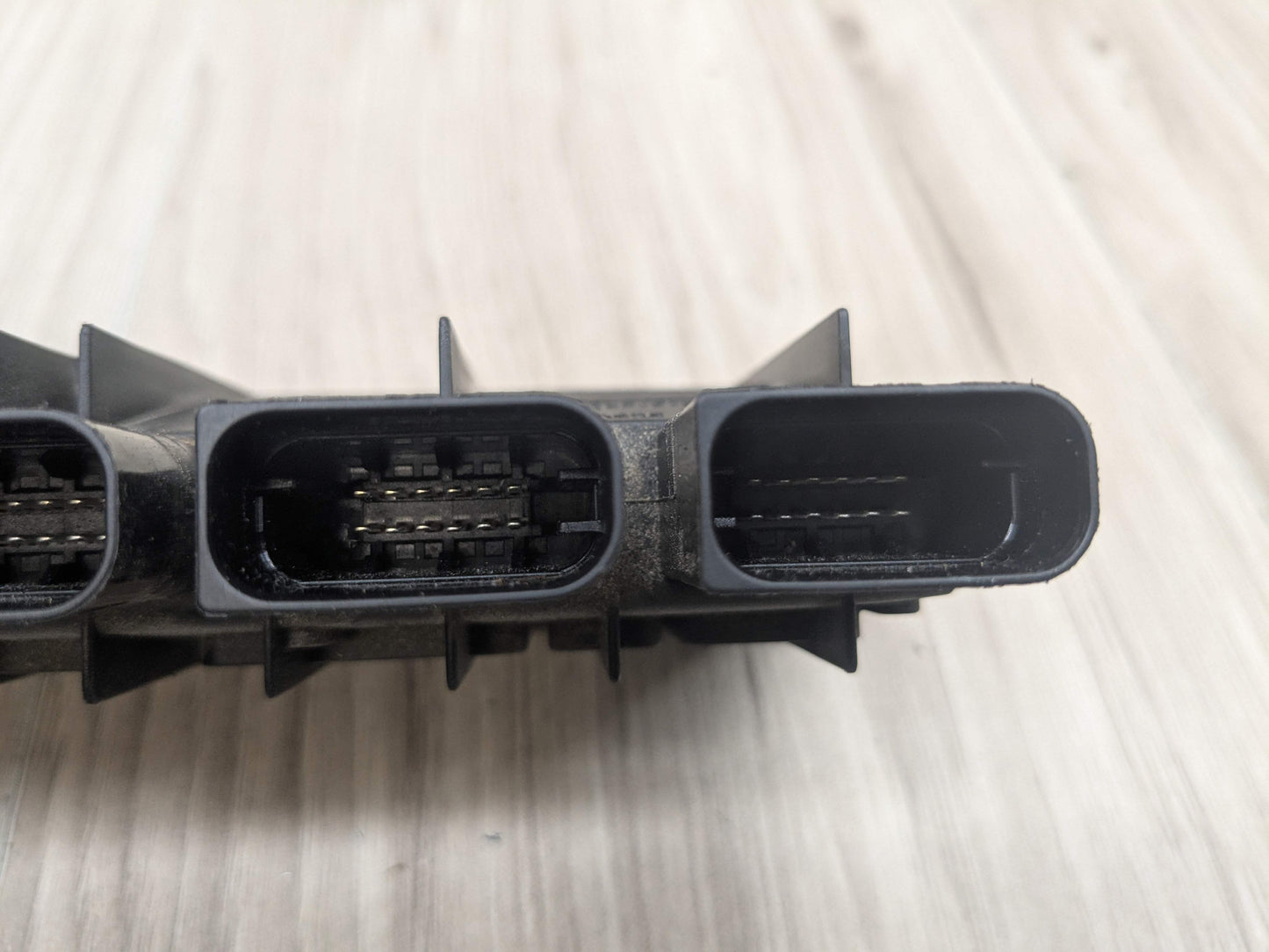 OEM BMW F23 F30 F36 G01 G12 G20 G30 Integrated Power Supply Module Unit B46 B58